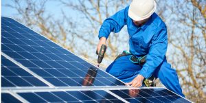 Installation Maintenance Panneaux Solaires Photovoltaïques à Corps